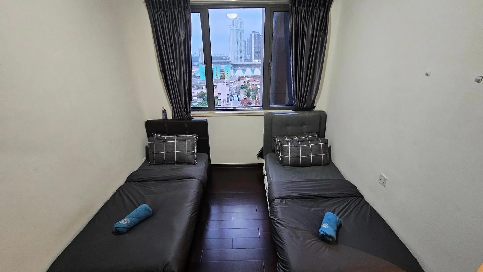 R&F Princess Cove A7-1 3 Bedroom Apartment Johor Bahru 0*,